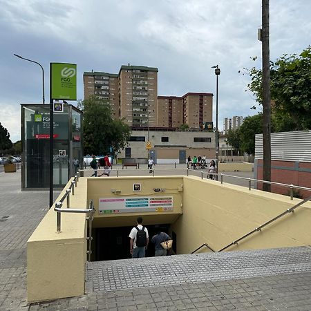 Habitacion Amaya 2 L'Hospitalet de Llobregat Eksteriør billede